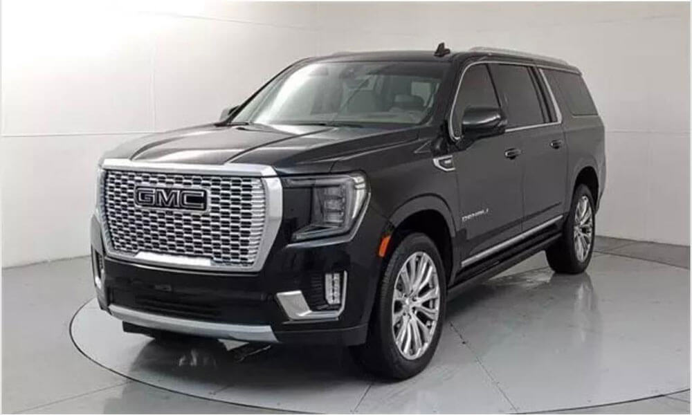 Luxury Black Car Services in Dallas, Tx used for prom and wedding transportation 